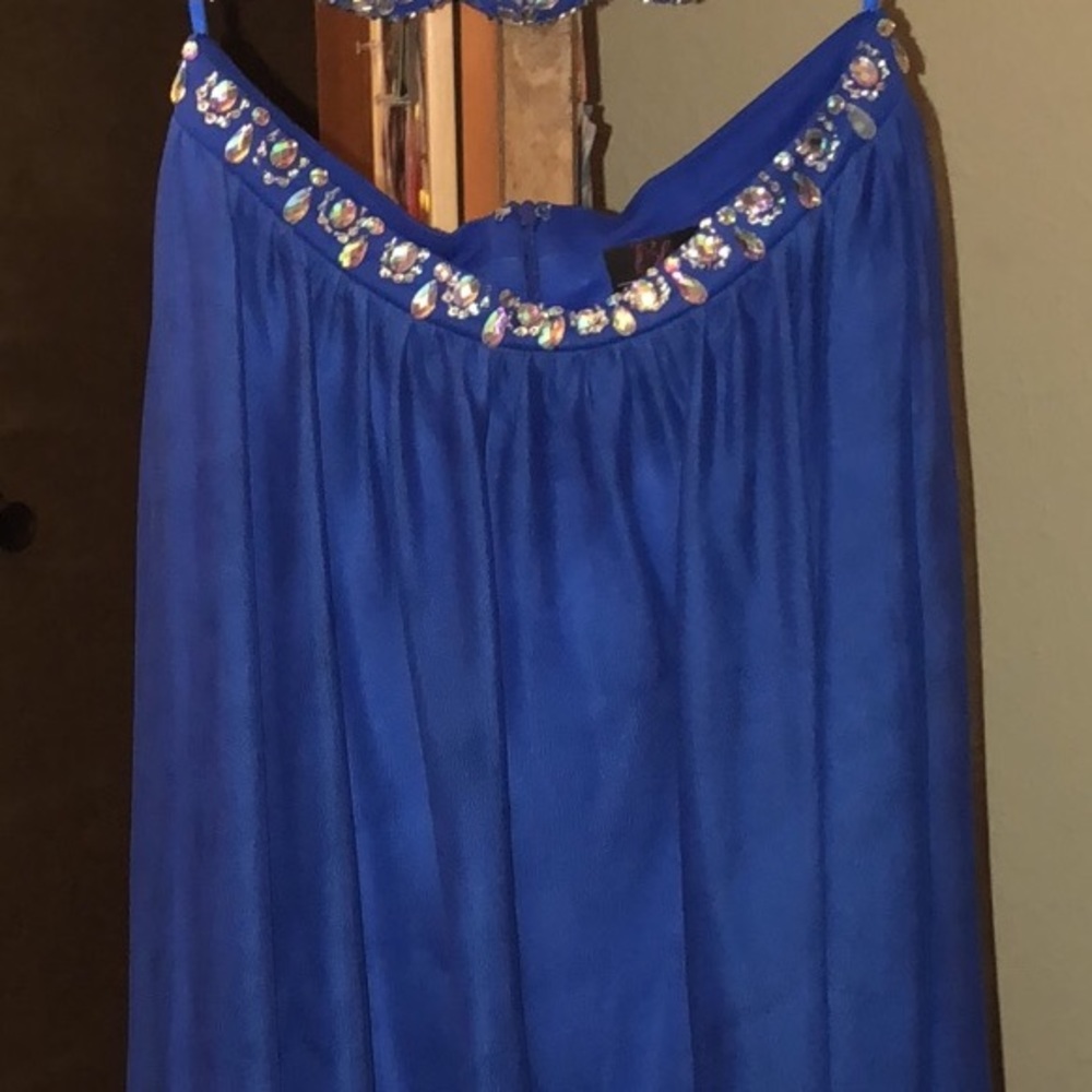2017 Two-Piece Prom Dress - Picture 5 of 7